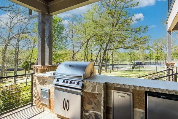 $2,775,000 | 211 Sandpiper Drive, Mabank, TX 75156