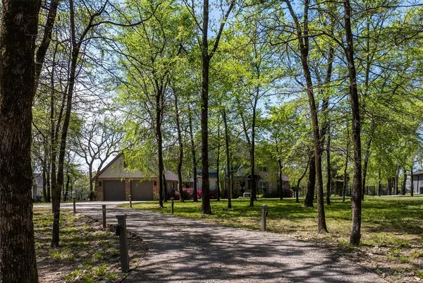 $2,775,000 | 211 Sandpiper Drive, Mabank, TX 75156