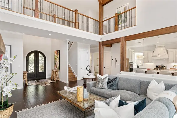 $2,775,000 | 211 Sandpiper Drive, Mabank, TX 75156