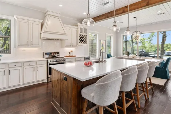 $2,775,000 | 211 Sandpiper Drive, Mabank, TX 75156