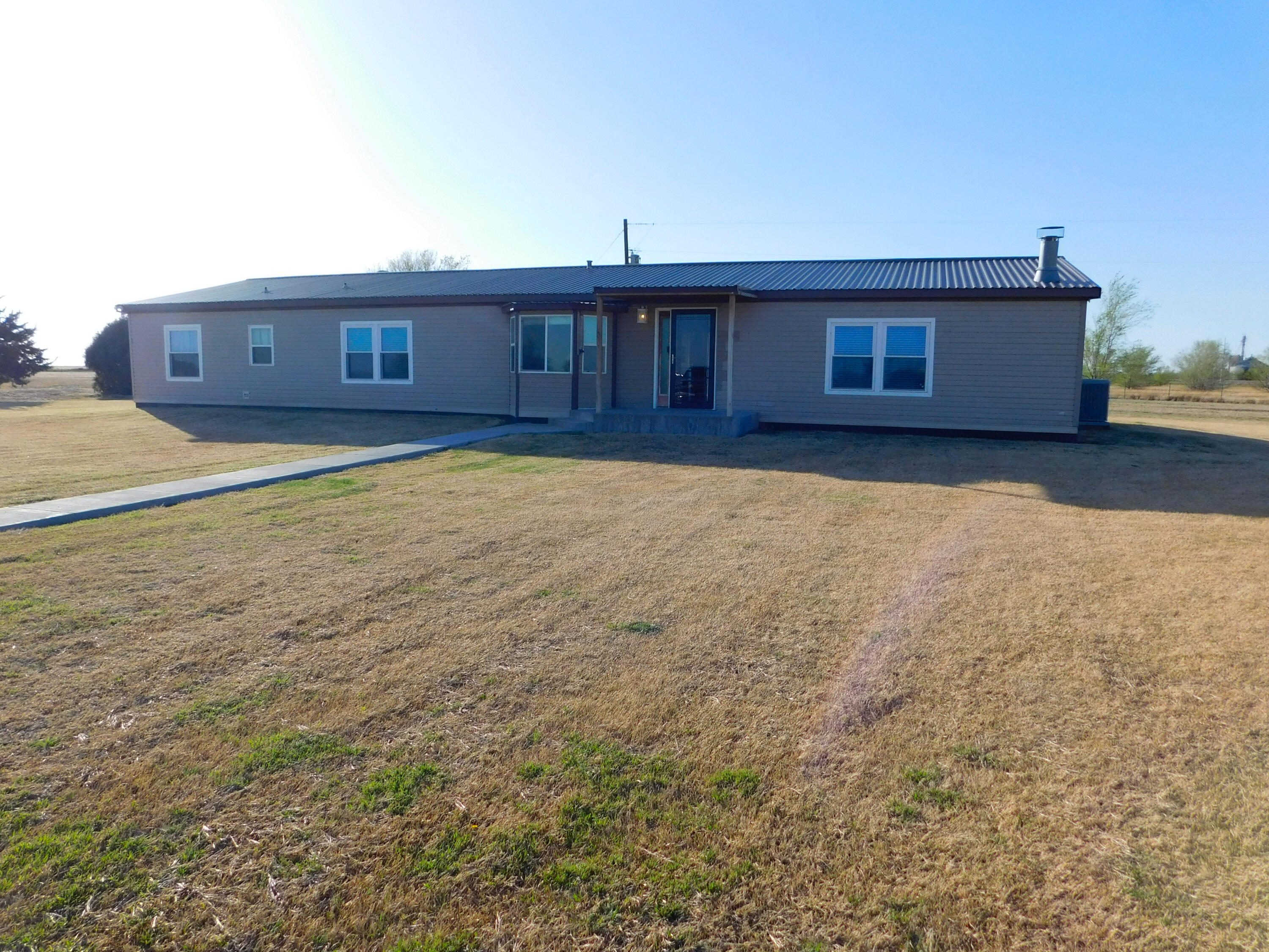 1366 Highway 84 Muleshoe, TX 79347 - Photo 36 of 44 DSCN1275