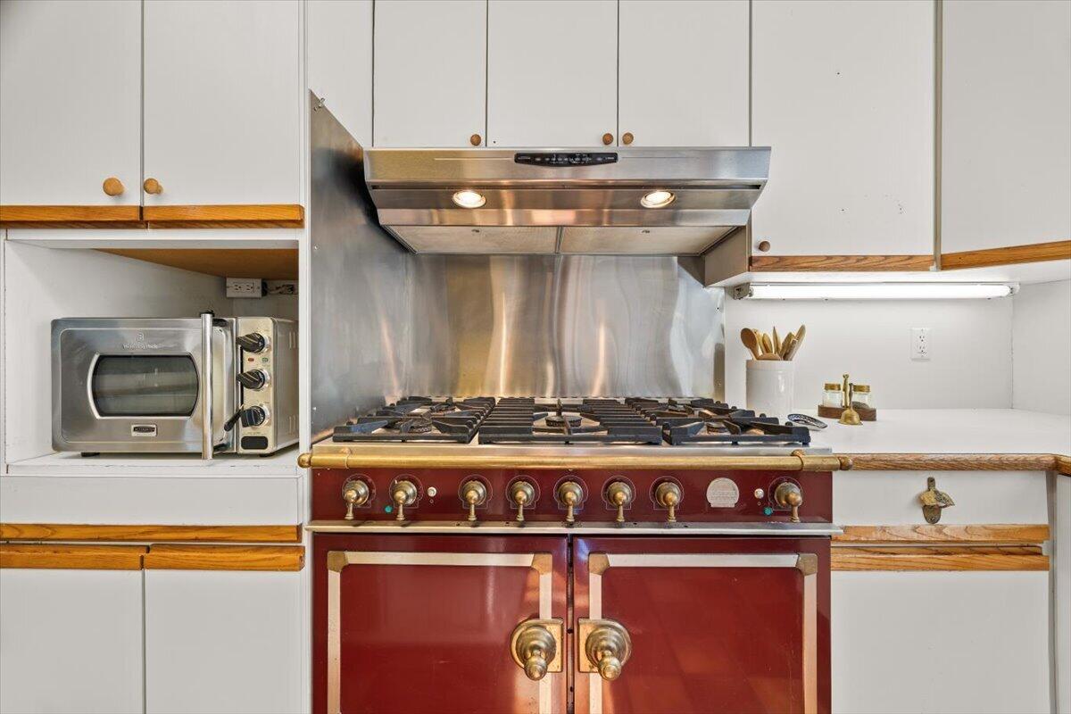69 Two Ponds Road Falmouth, MA 02540 - Photo 7 of 52 Kitchen