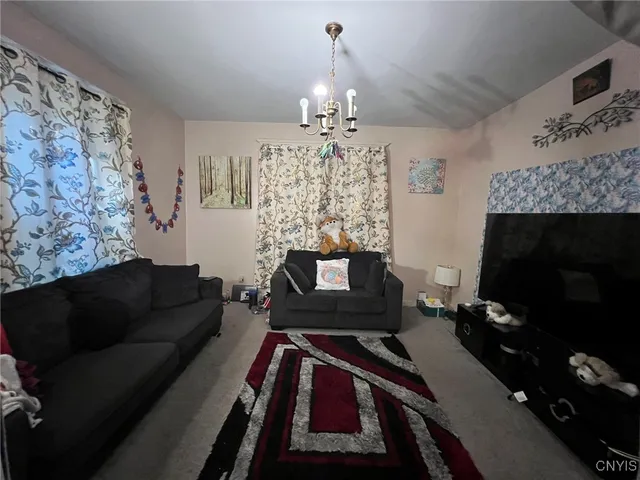 $119,900 | 4519 South Salina Street, Syracuse, NY 13205