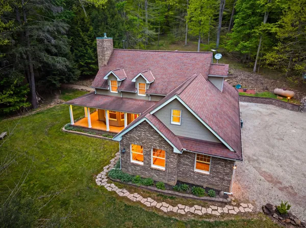 $1,100,000 | 17330 Keister Road, Laurelville, OH 43135