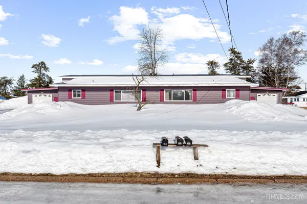 $167,000 | 105-107 Fury, Gwinn, MI 49841