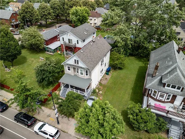$200,000 | 2328 South Park Avenue, Buffalo, NY 14220