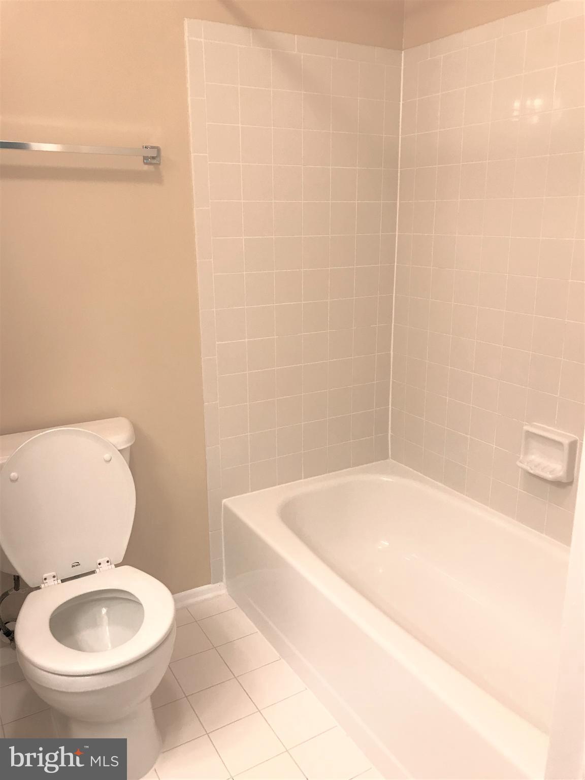 1783 Jonathan Way, Unit H Reston, VA 20190 - Photo 13 of 27 Bath 2
