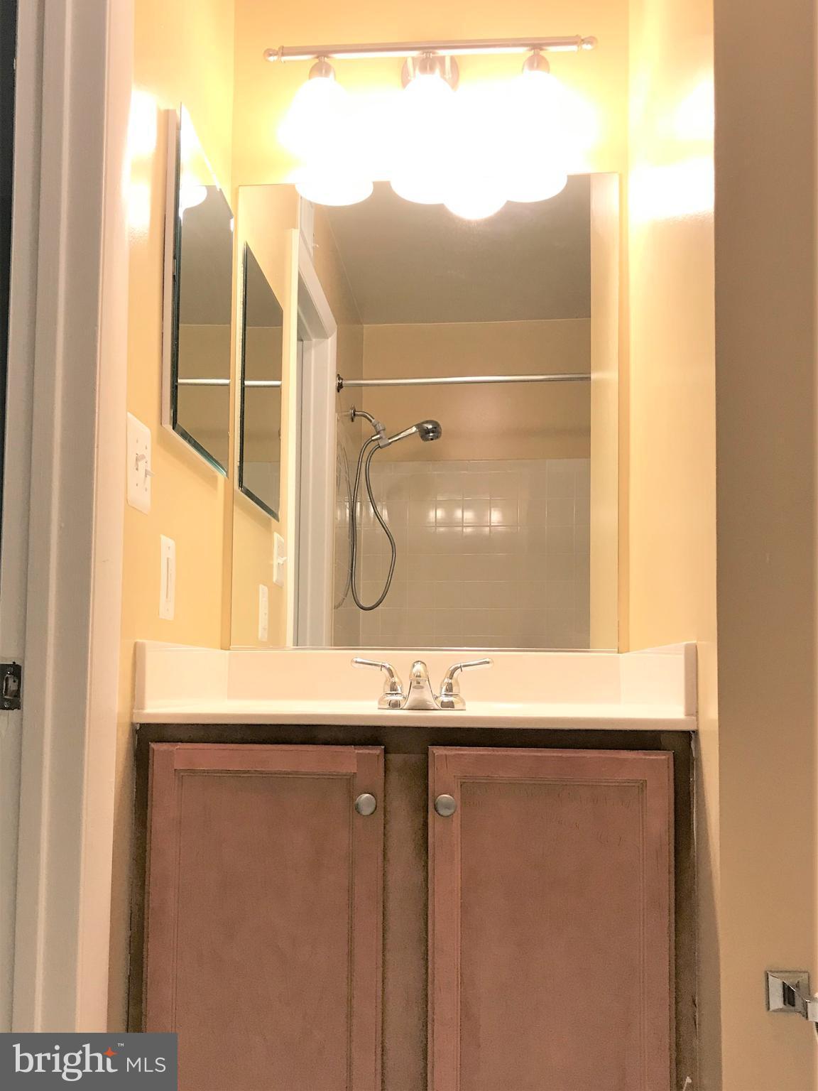 1783 Jonathan Way, Unit H Reston, VA 20190 - Photo 14 of 27 Bath 2