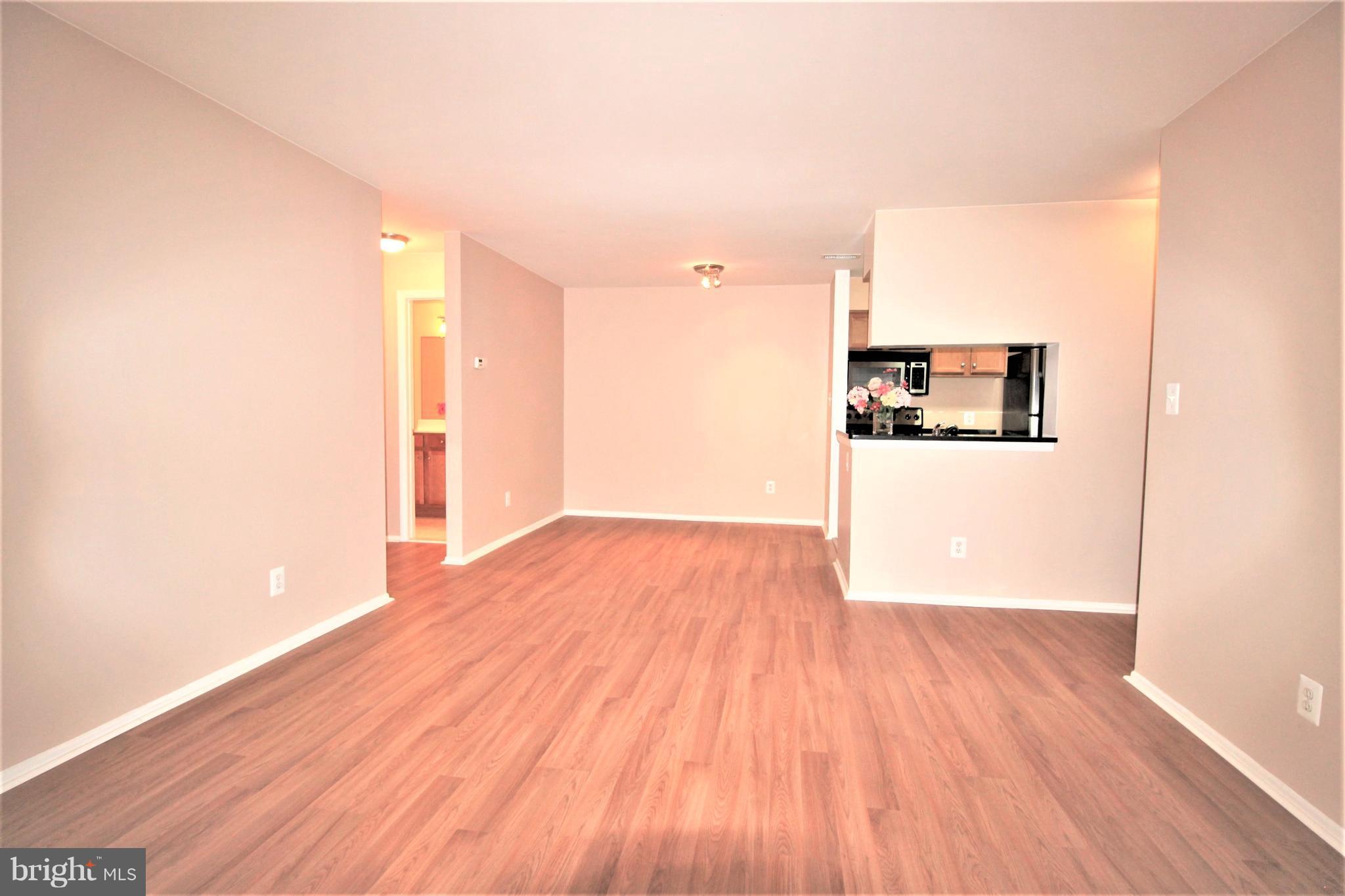 1783 Jonathan Way, Unit H Reston, VA 20190 - Photo 3 of 27 Dining Room