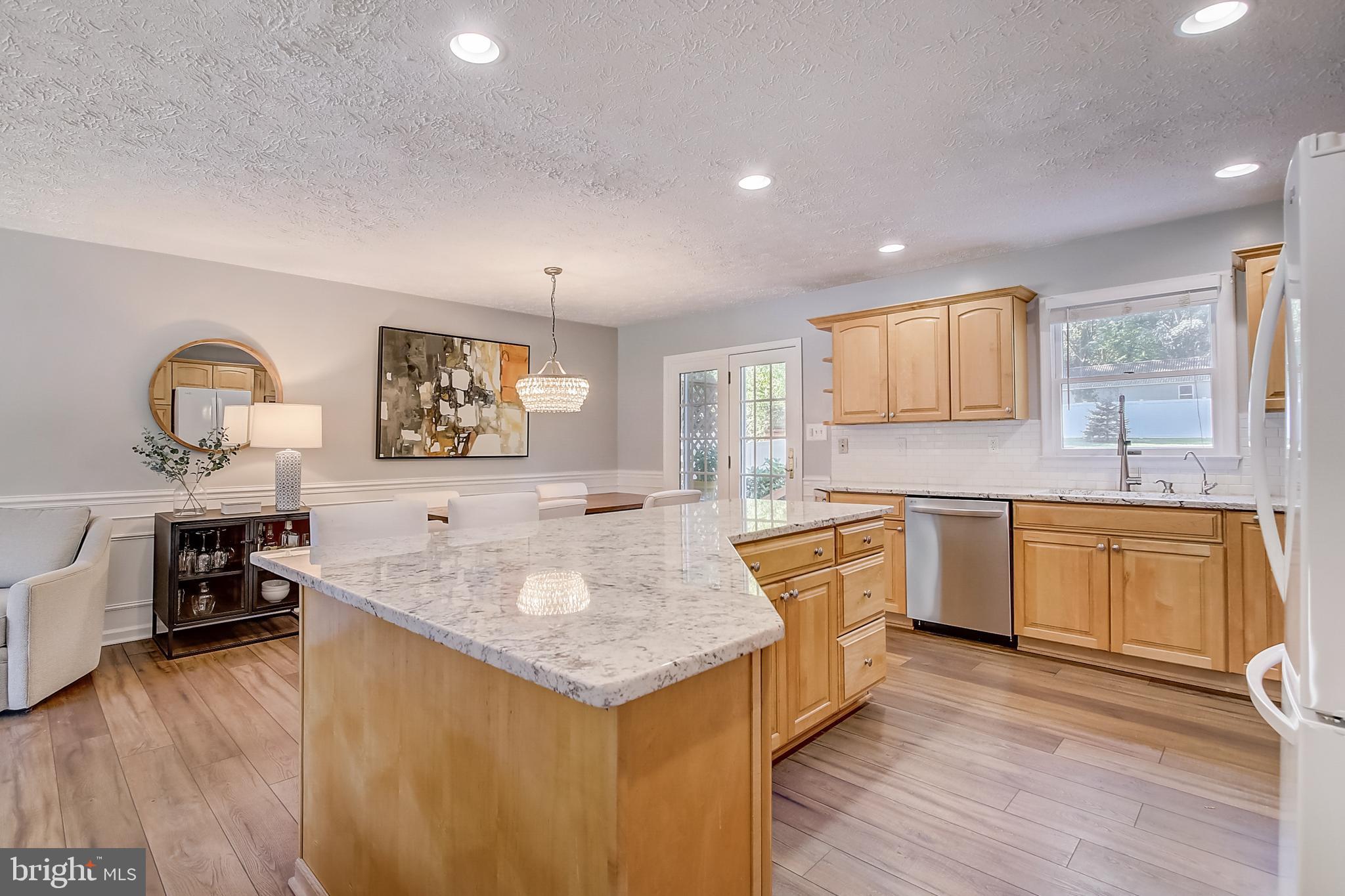 207 Ullman Road Pasadena, MD 21122 - Photo 11 of 41