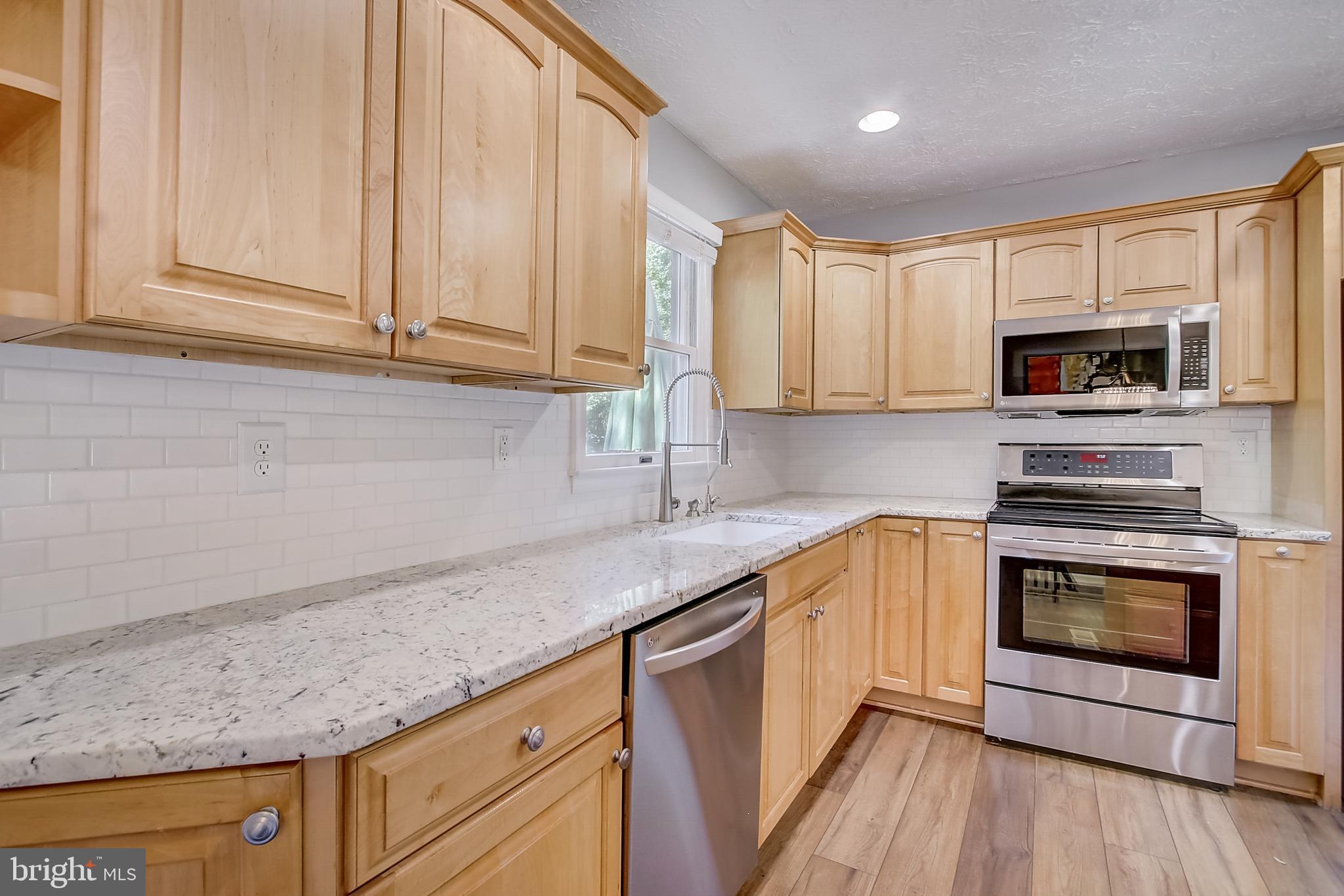 207 Ullman Road Pasadena, MD 21122 - Photo 12 of 41