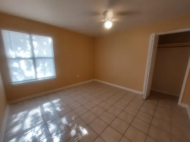 $1,495 | 752 Pecan Lane, Cottonwood Shores, TX 78657