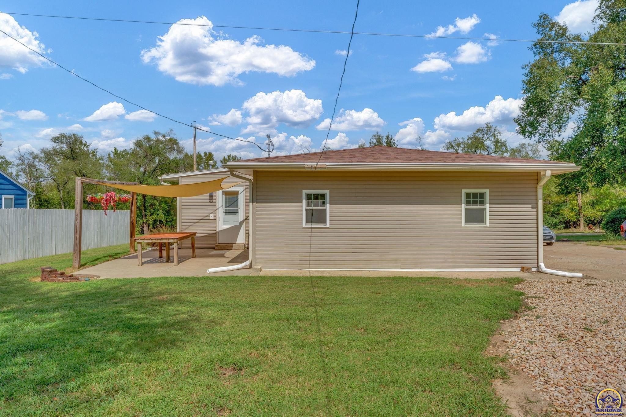 3923 Southeast 2nd Street Topeka, KS 66607 - Photo 30 of 32 Gallery Image 30