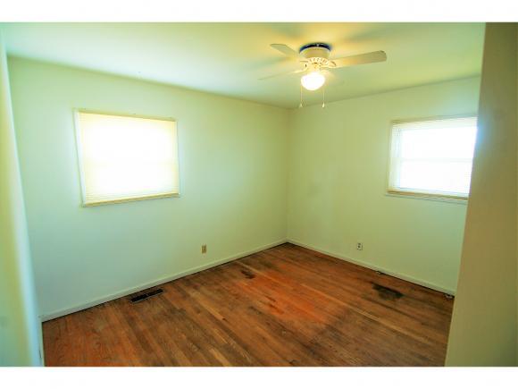 703 Randy Avenue Lawrenceburg, IN 47025 - Photo 8 of 11 Gallery Image 8