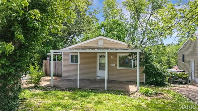 $169,900 | 3368 Suncrest Avenue, St. Louis, MO 63114