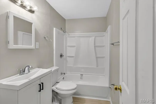 $169,900 | 3368 Suncrest Avenue, St. Louis, MO 63114