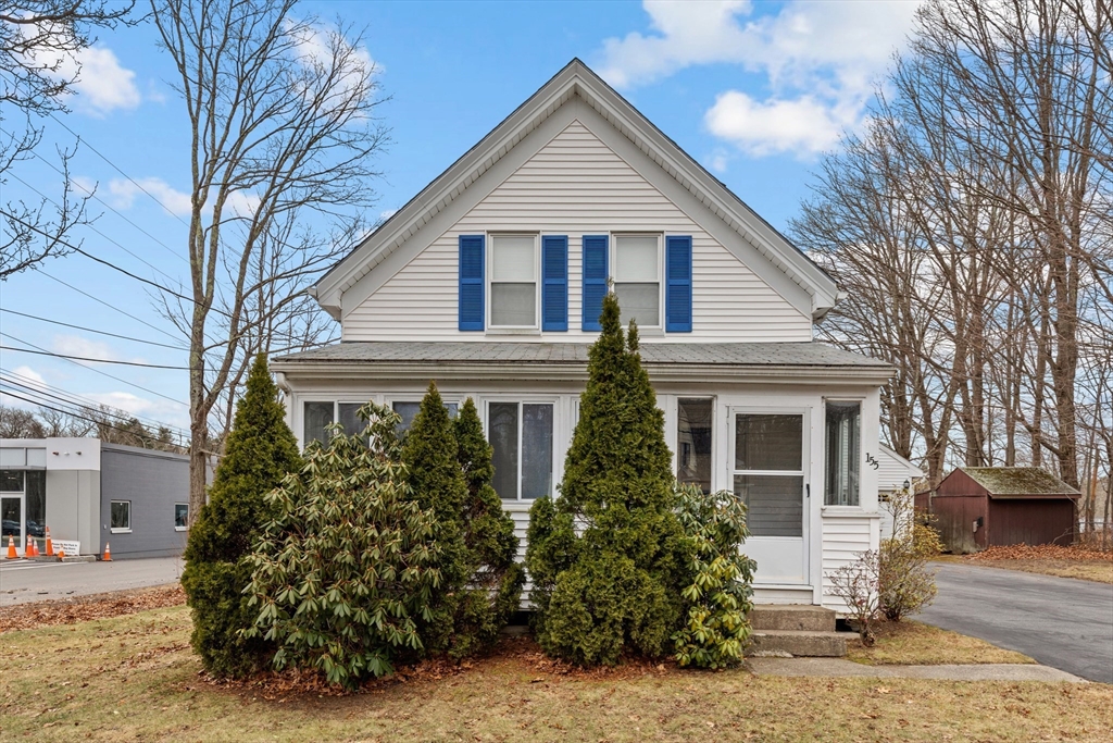 155 Union Street Holbrook, MA 02343 - Photo 2 of 31