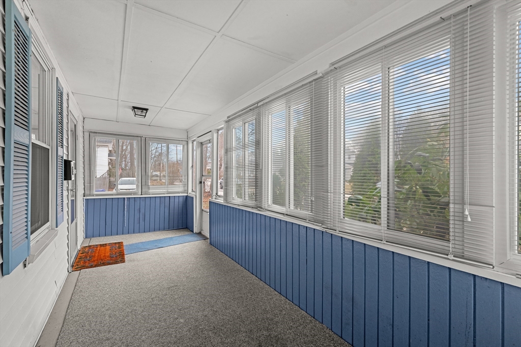 155 Union Street Holbrook, MA 02343 - Photo 4 of 31