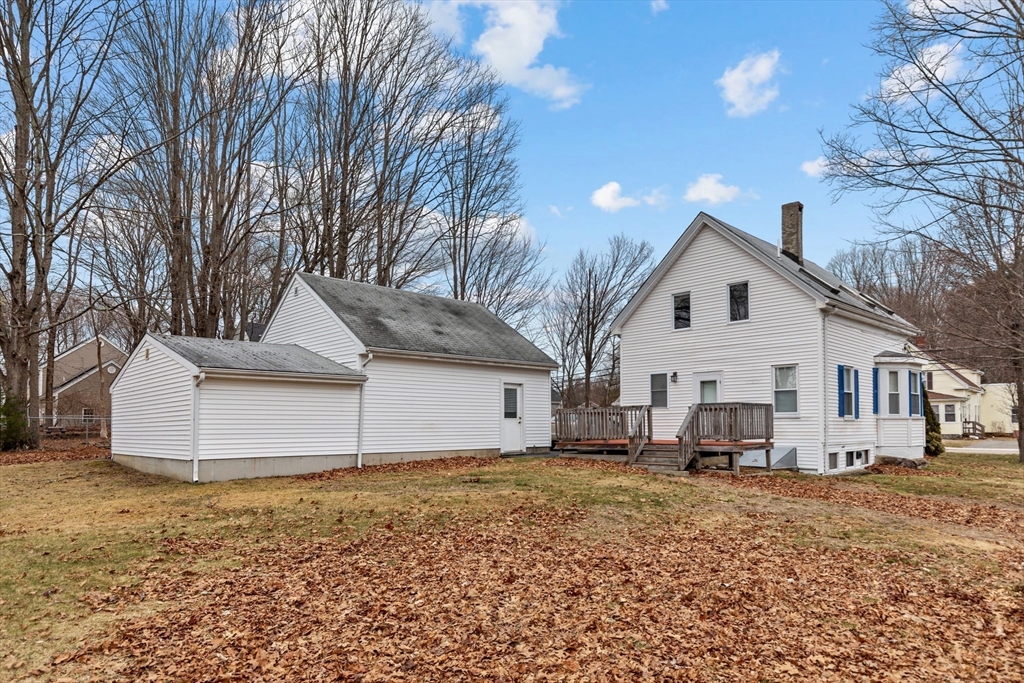 155 Union Street Holbrook, MA 02343 - Photo 5 of 31