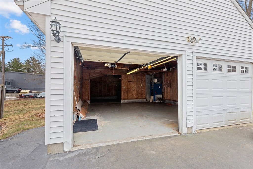 155 Union Street Holbrook, MA 02343 - Photo 6 of 31