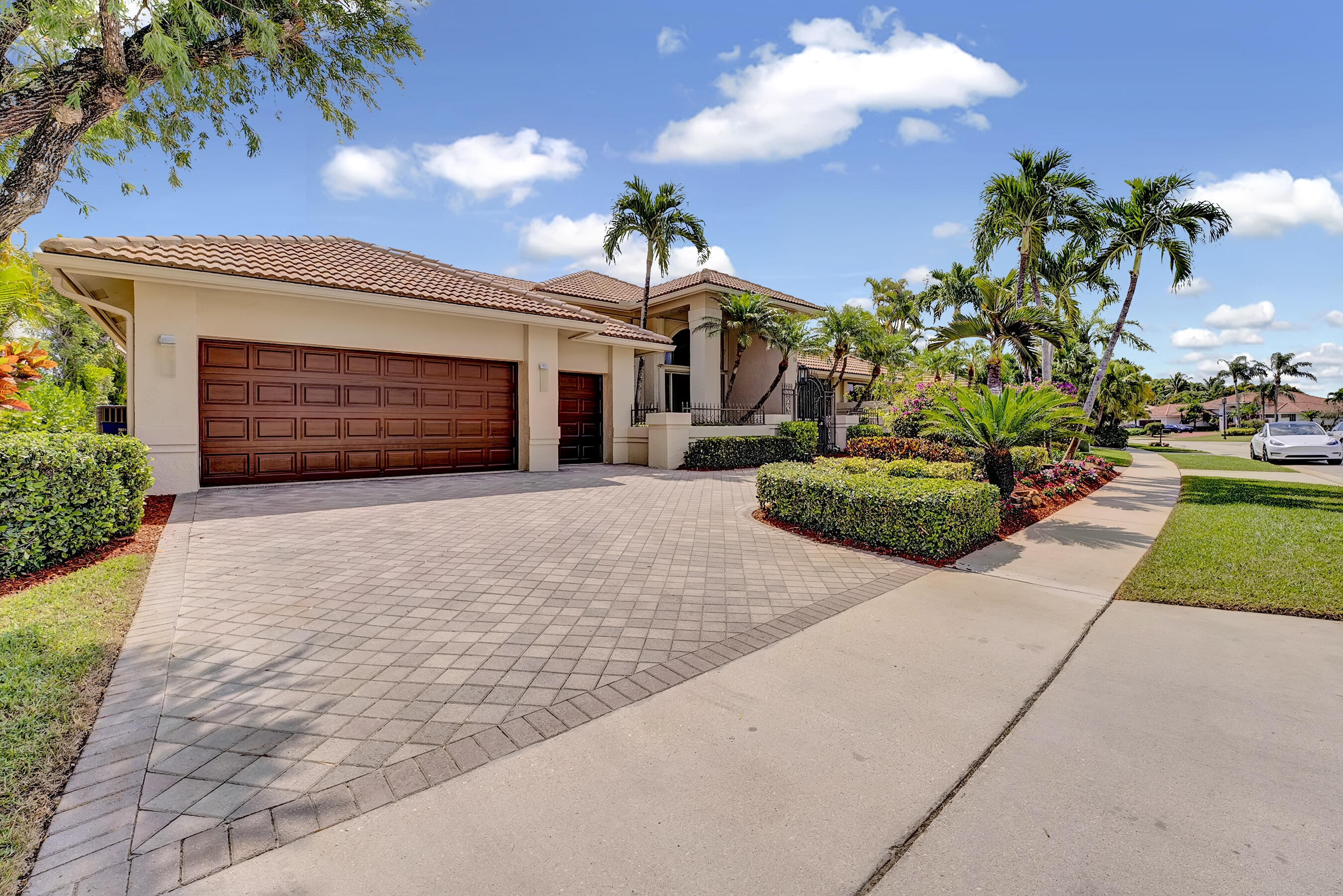 10599 Stonebridge Boulevard Boca Raton, FL 33498 - Photo 3 of 66 DSC01841