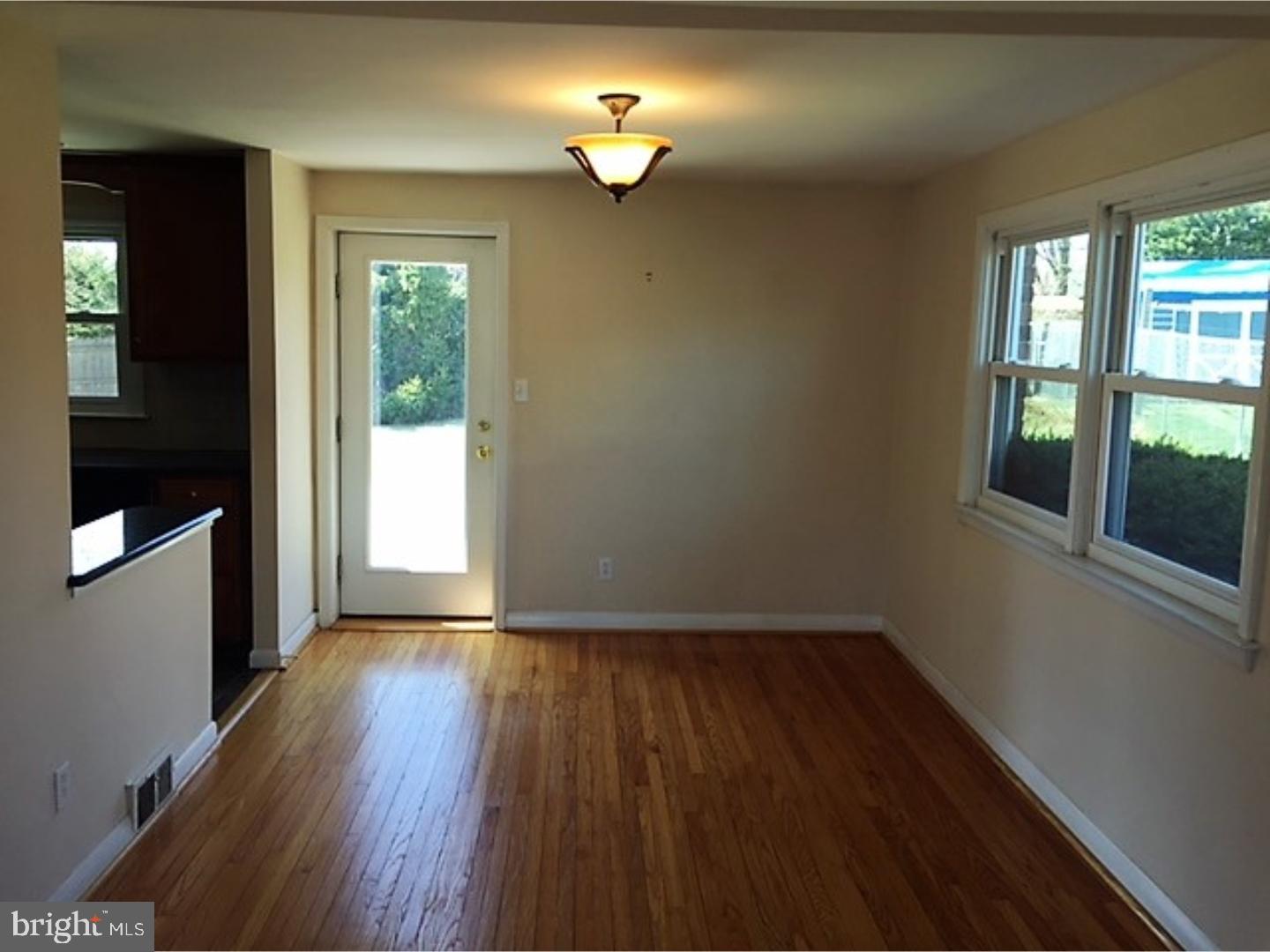 380 Lewis Road Springfield, PA 19064 - Photo 5 of 23