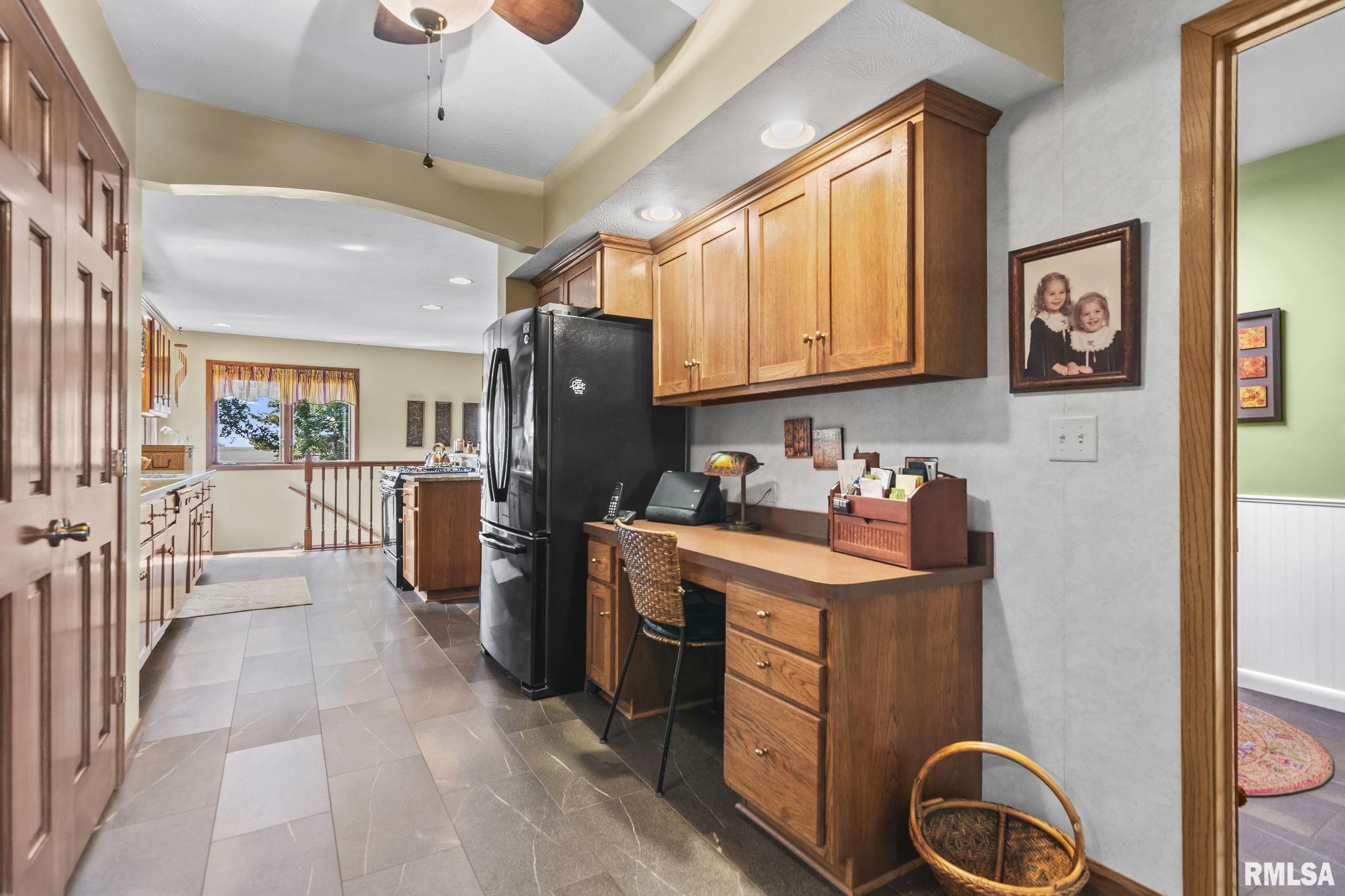 10553 South Main Street Chatham, IL 62629 - Photo 22 of 44