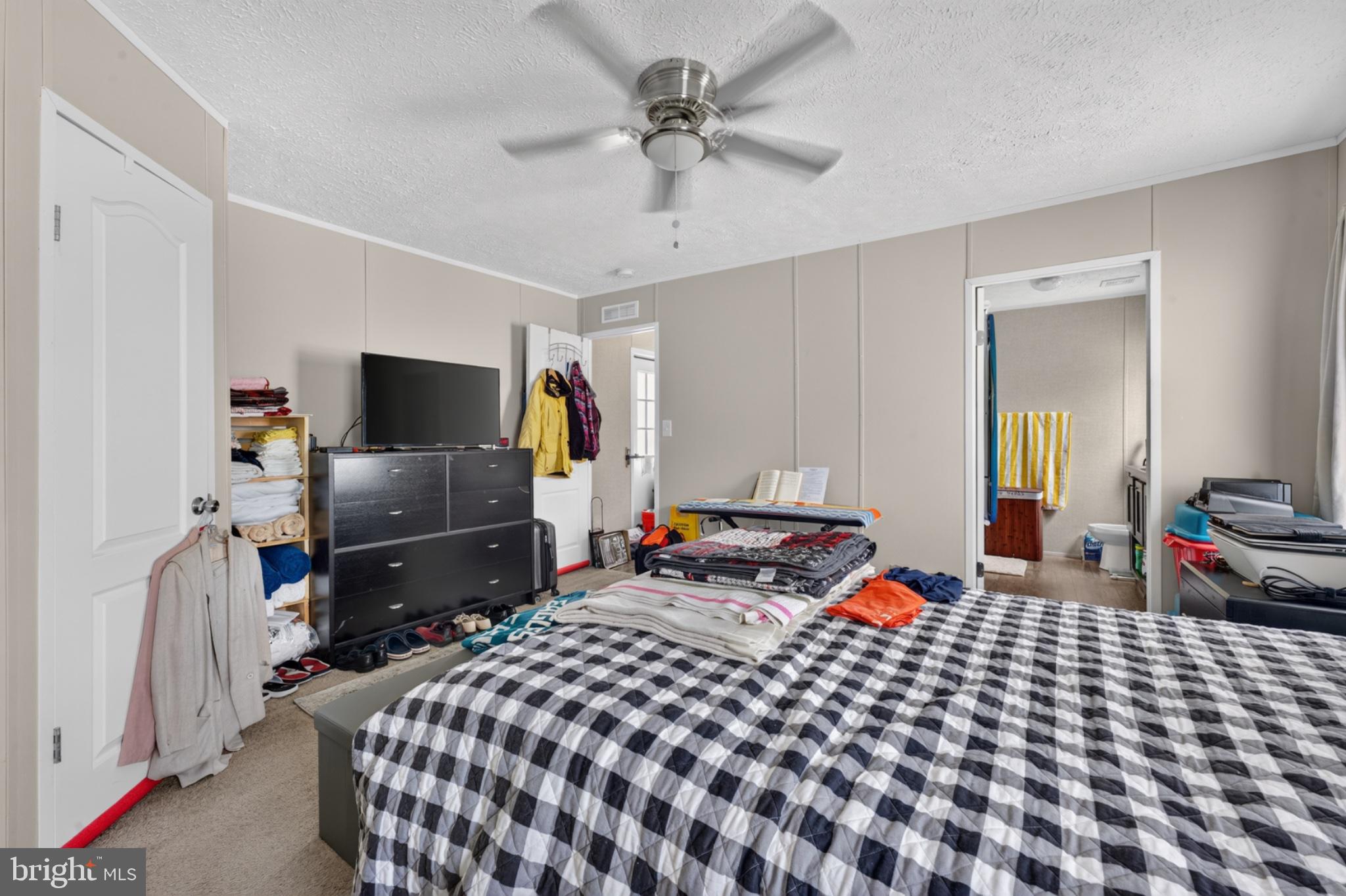 412 Ranee Loop Bear, DE 19701 - Photo 16 of 24 Cozy bedroom with a relaxed vibe.