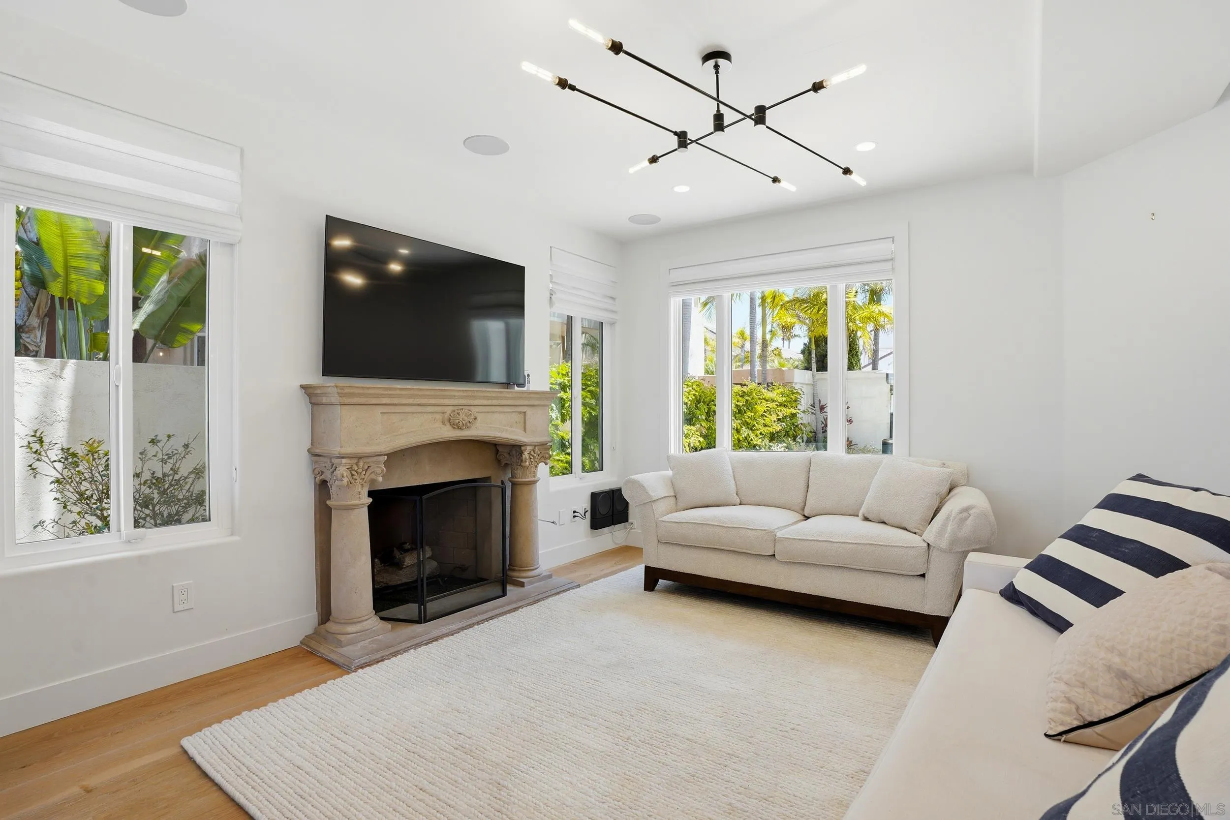 40 Spinnaker Way Coronado, CA 92118 - Photo 14 of 51
