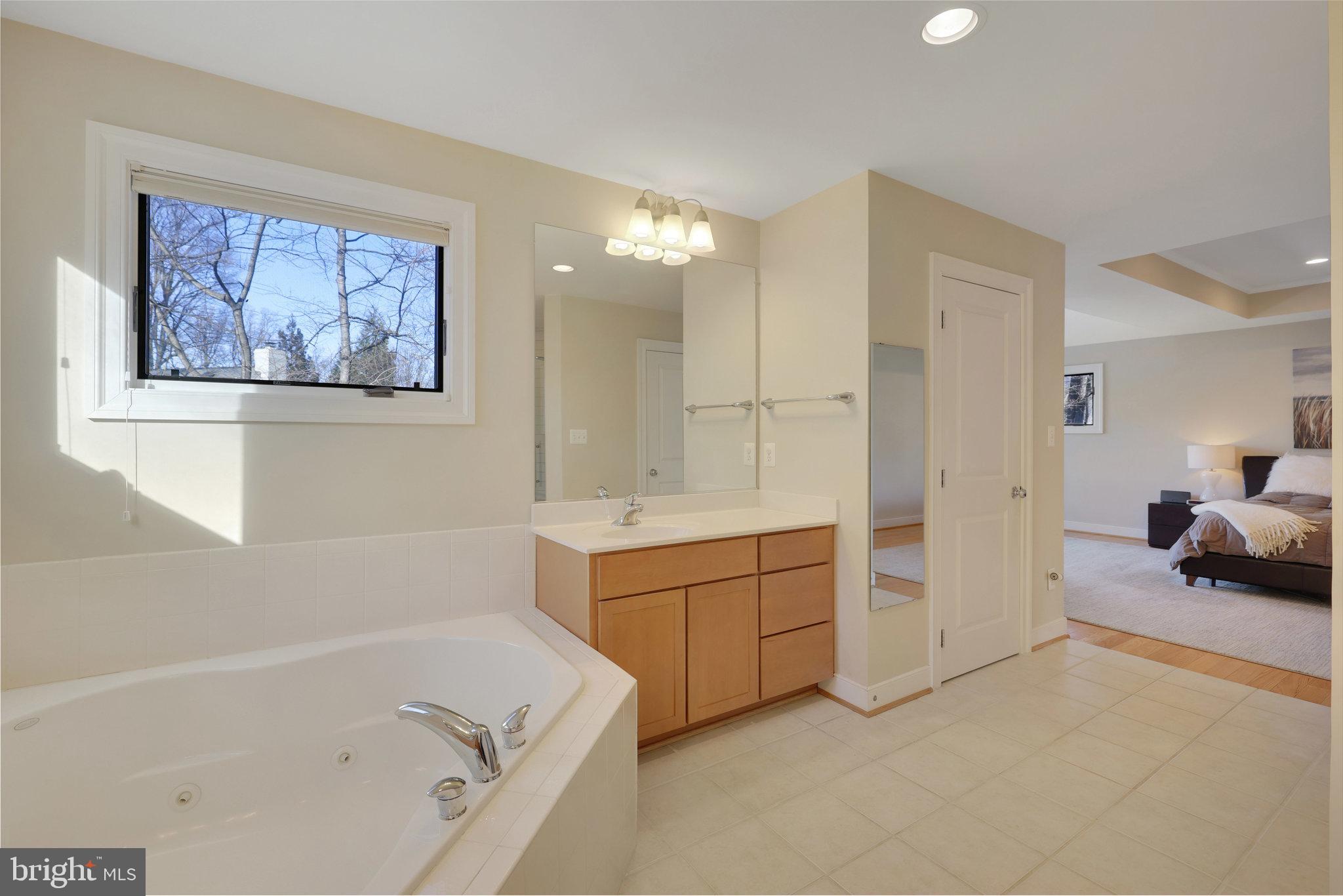5922 Chesterbrook Road McLean, VA 22101 - Photo 49 of 82