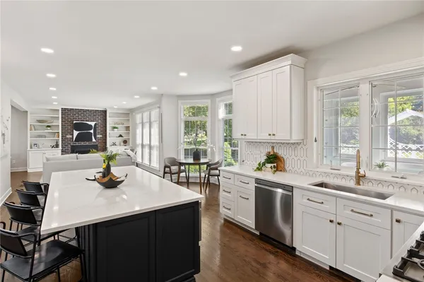 $729,900 | 2 Esker Rise, Victor, NY 14564