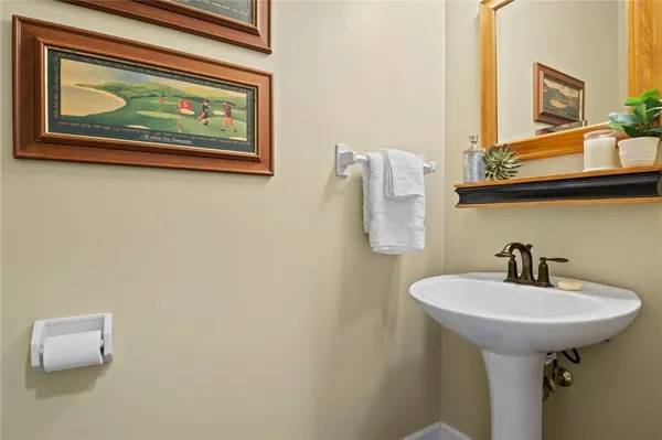 $729,900 | 2 Esker Rise, Victor, NY 14564