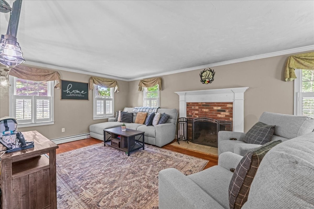 19 Forest Road Forestdale, MA 02644 - Photo 6 of 30