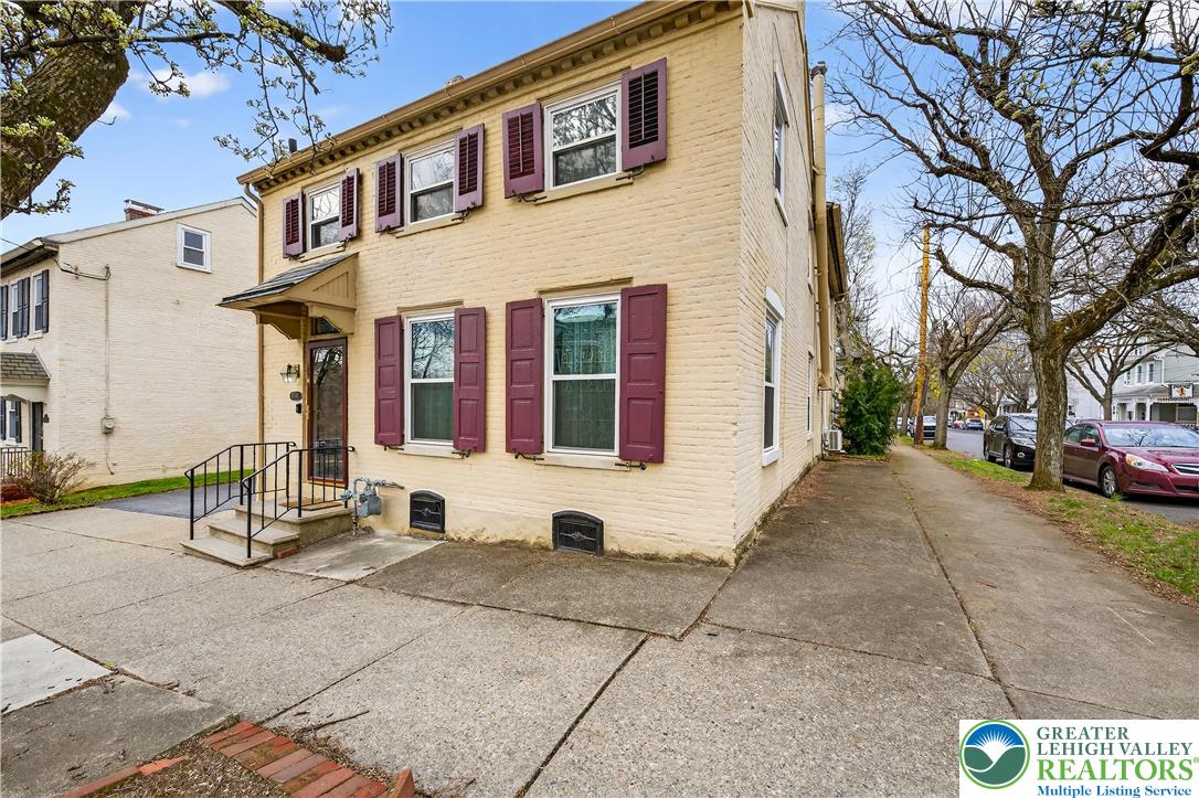 945 Main Street Bethlehem, PA 18018 - Photo 4 of 75