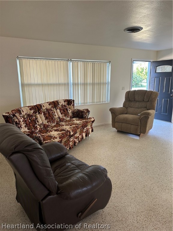 104 Pinehurst Road Sebring, FL 33870 - Photo 4 of 22 Gallery Image 4