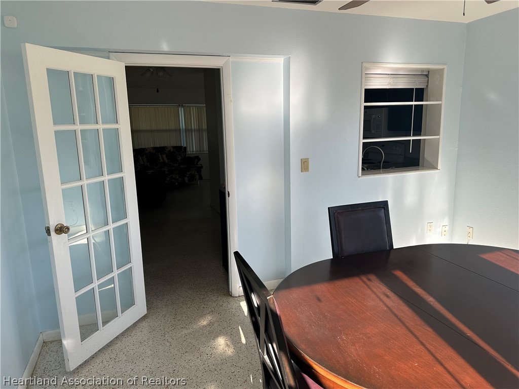 104 Pinehurst Road Sebring, FL 33870 - Photo 9 of 22 Gallery Image 9
