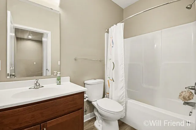 $279,900 | 164 Wexford Street Southeast, Grand Rapids, MI 49548