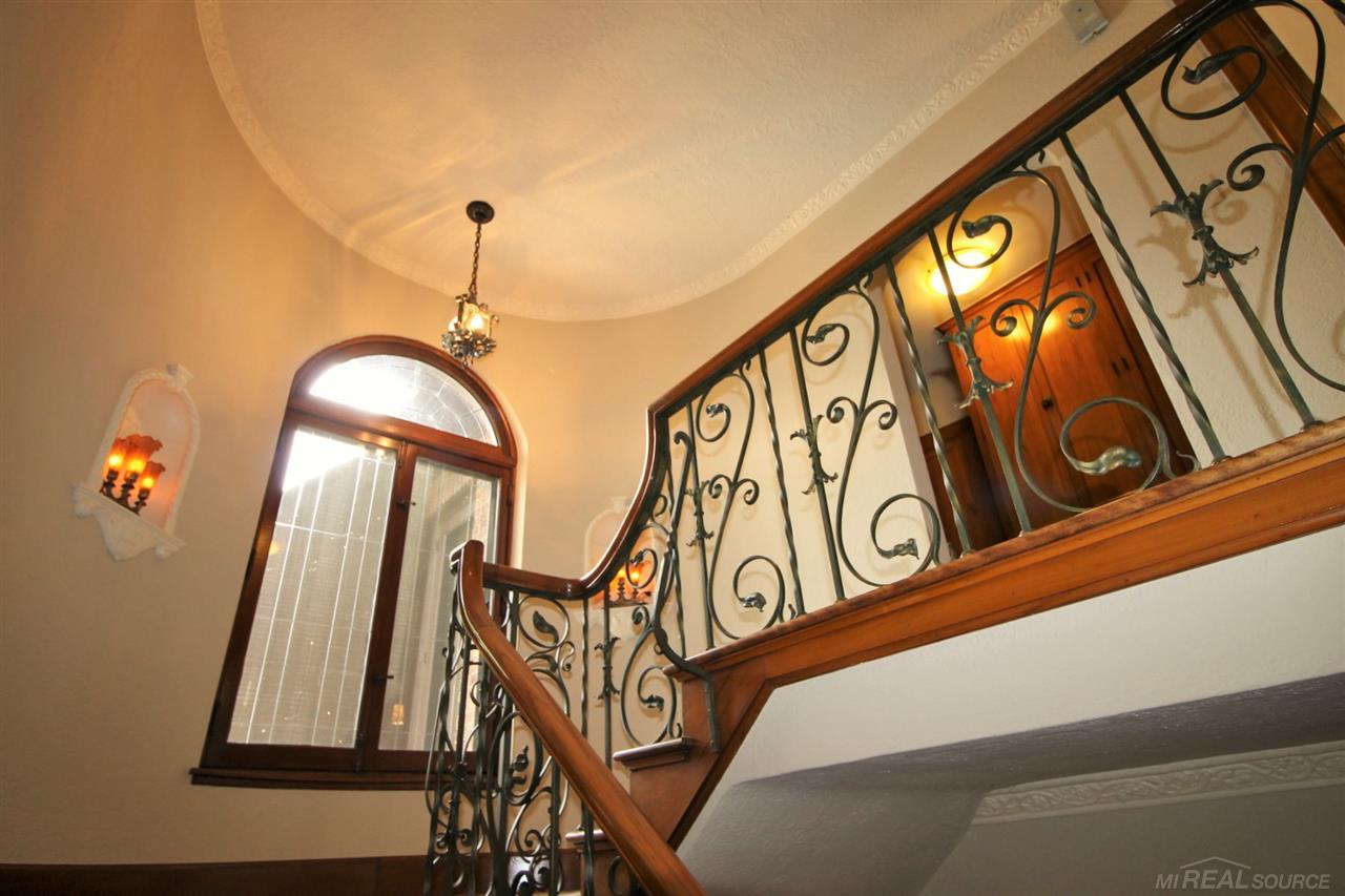 865 Trombley Road Grosse Pointe Park, MI 48230 - Photo 40 of 99