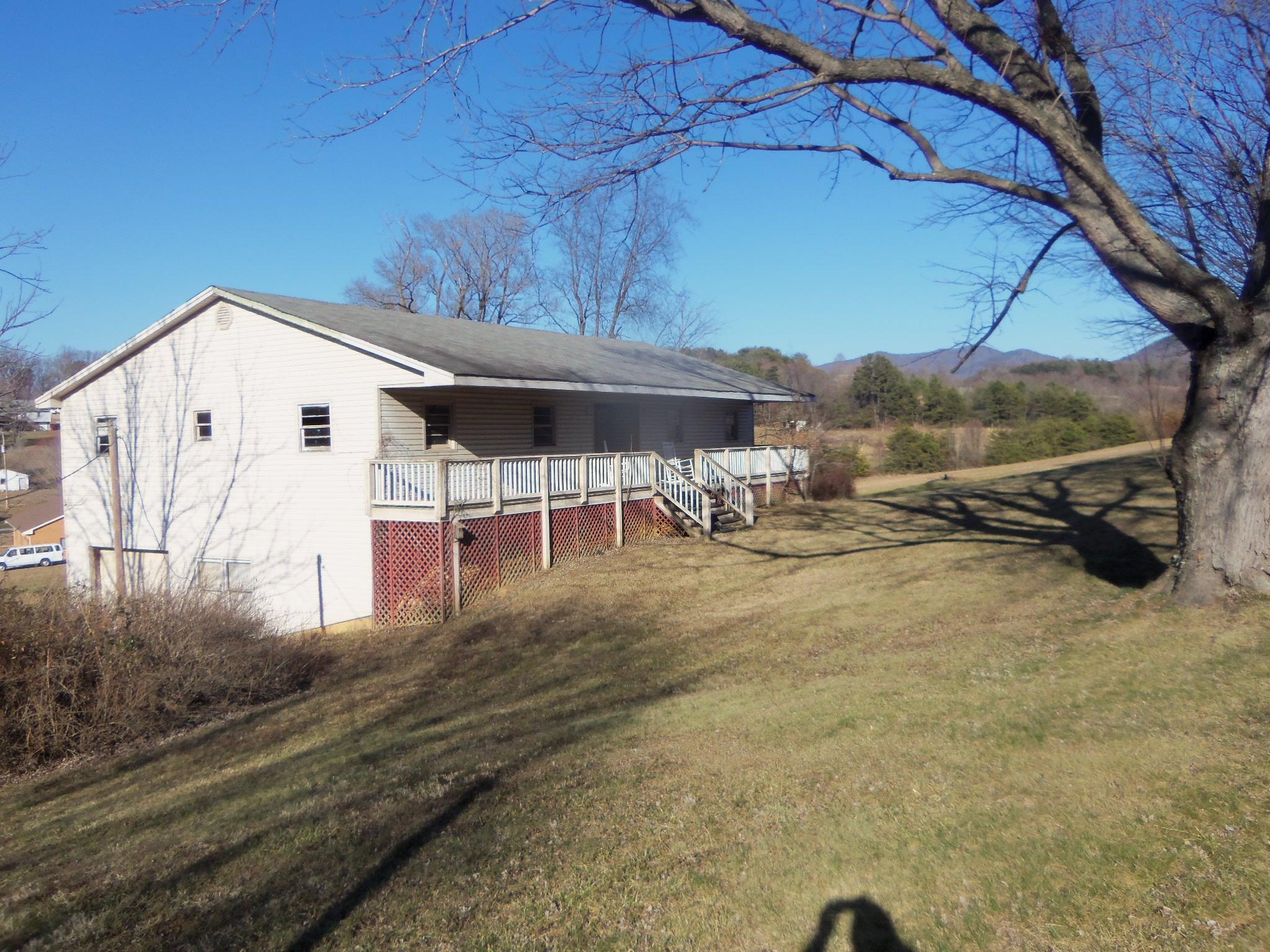 3468 Read Mountain Road Roanoke, VA 24019 - Photo 3 of 8 Paul - Read Mtn 2
