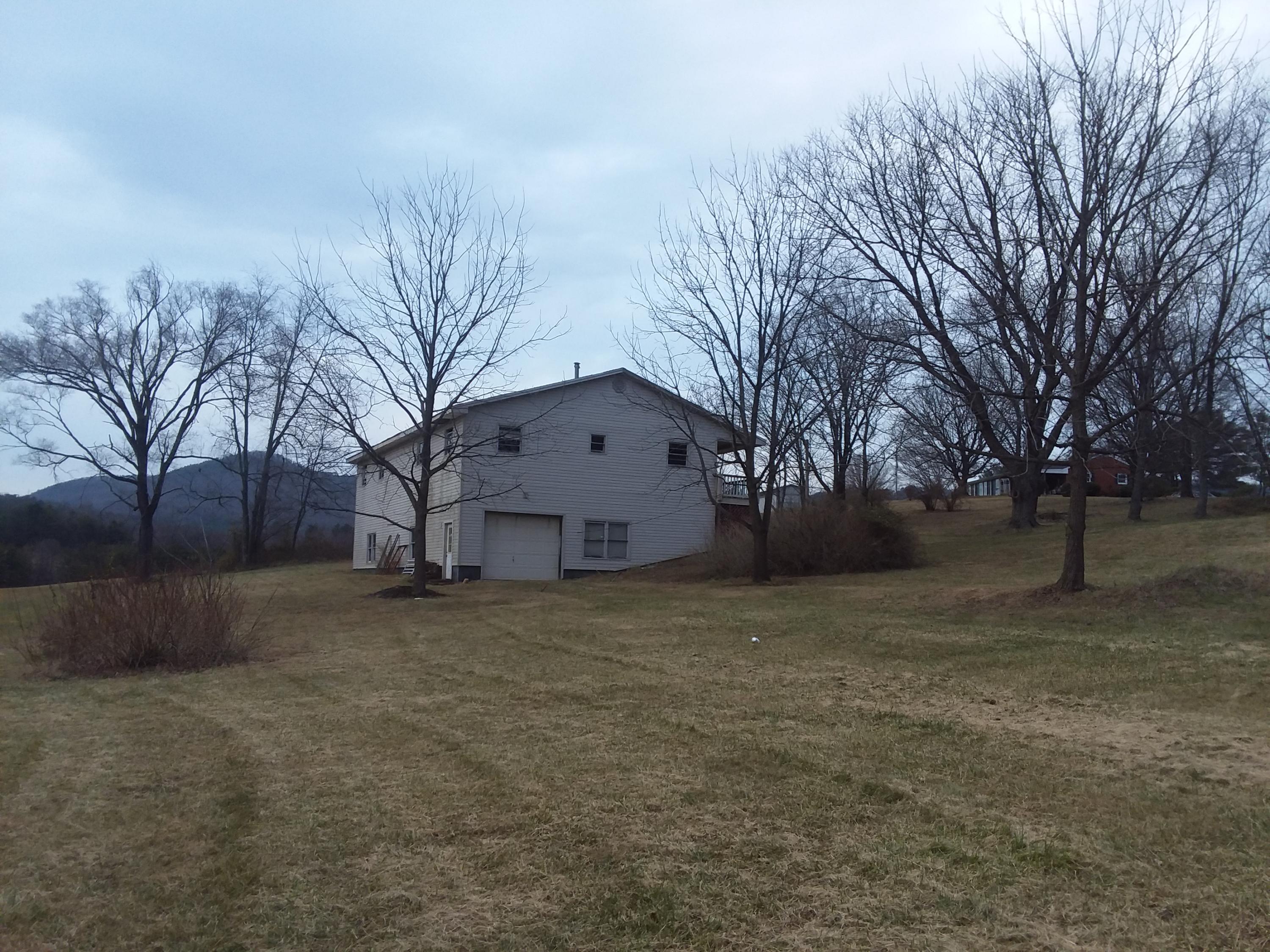 3468 Read Mountain Road Roanoke, VA 24019 - Photo 6 of 8 Read Mtn Rd 2