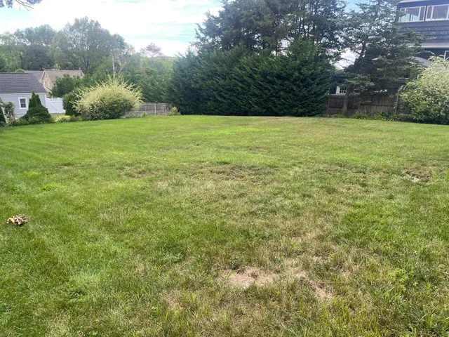 $300,000 | Beaver Drive, Kings Park, NY 11754