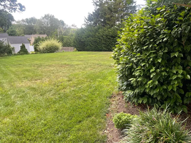 $300,000 | Beaver Drive, Kings Park, NY 11754