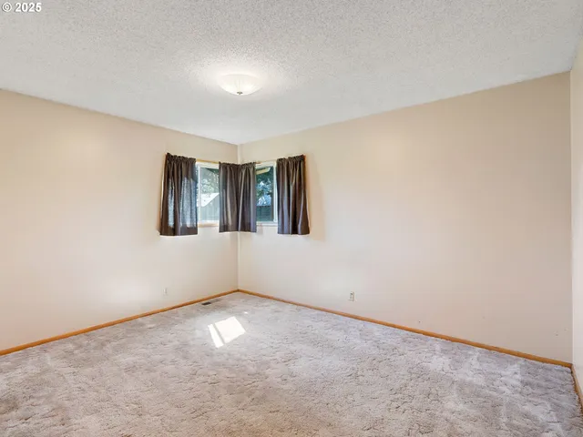 $775,000 | 46870 East Lyons Mill City Drive, Lyons, OR 97358