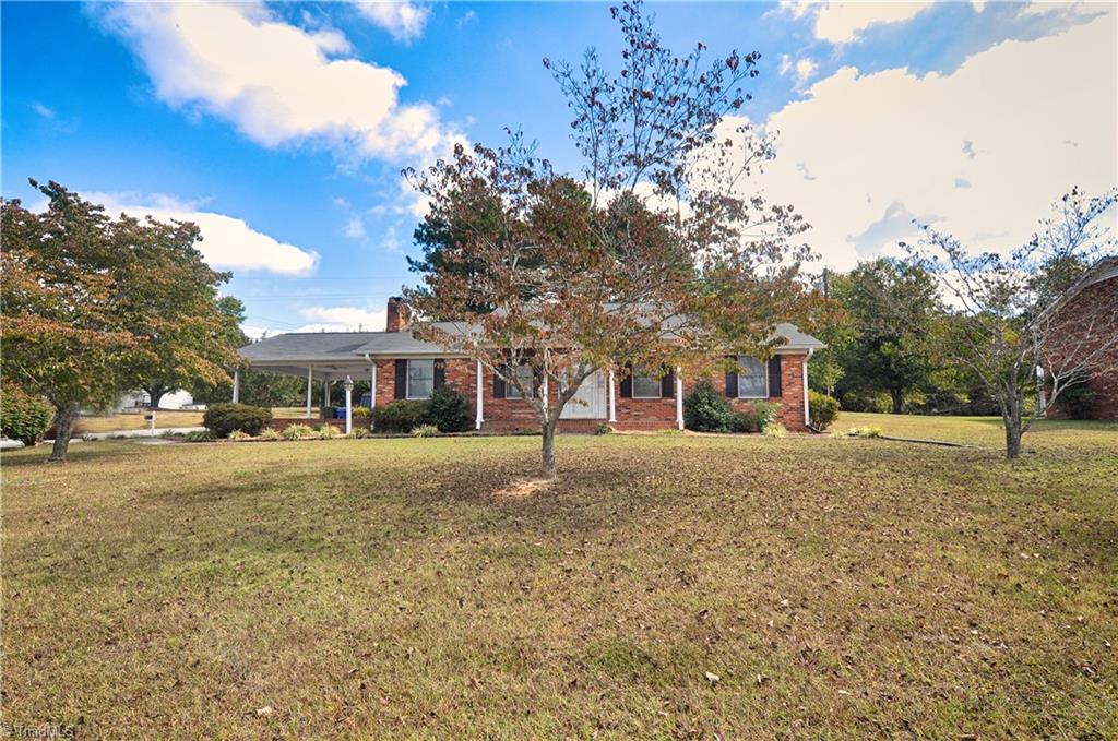 2176 Frye Bridge Road Clemmons, NC 27012 - Photo 2 of 20 Gallery Image 2