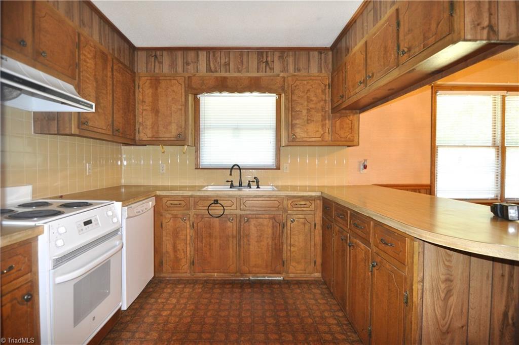 2176 Frye Bridge Road Clemmons, NC 27012 - Photo 14 of 20 Gallery Image 14