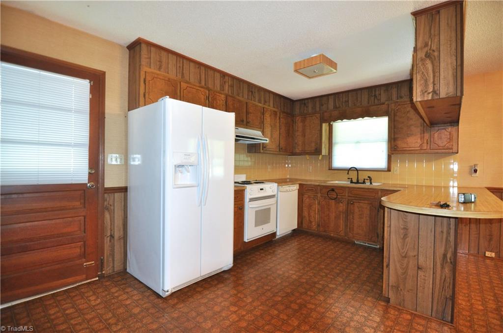 2176 Frye Bridge Road Clemmons, NC 27012 - Photo 15 of 20 Gallery Image 15