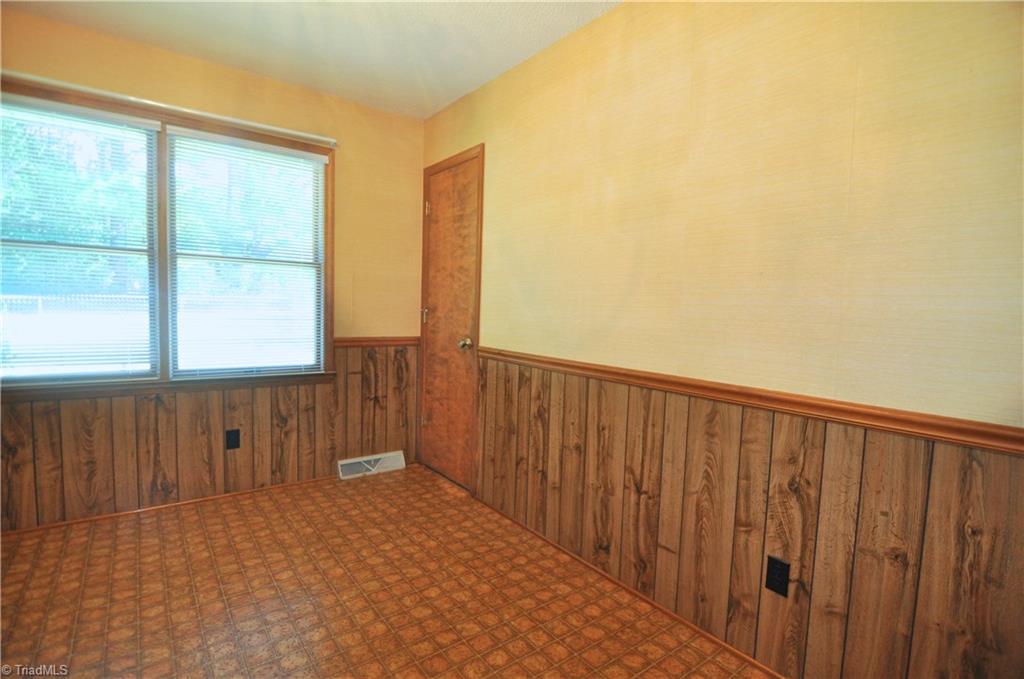 2176 Frye Bridge Road Clemmons, NC 27012 - Photo 17 of 20 Gallery Image 17