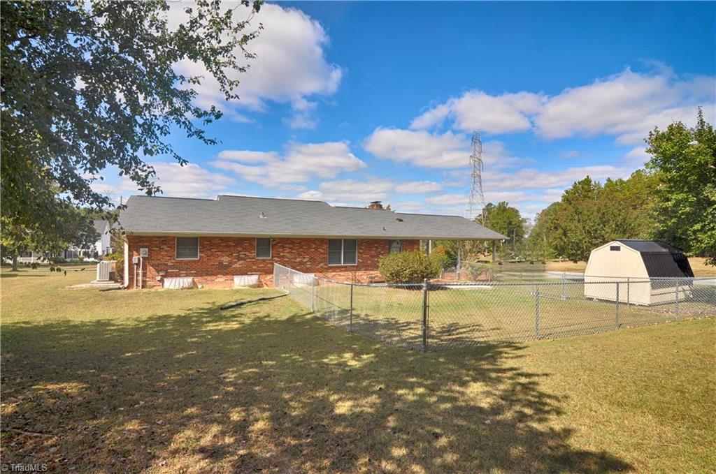 2176 Frye Bridge Road Clemmons, NC 27012 - Photo 6 of 20 Gallery Image 6