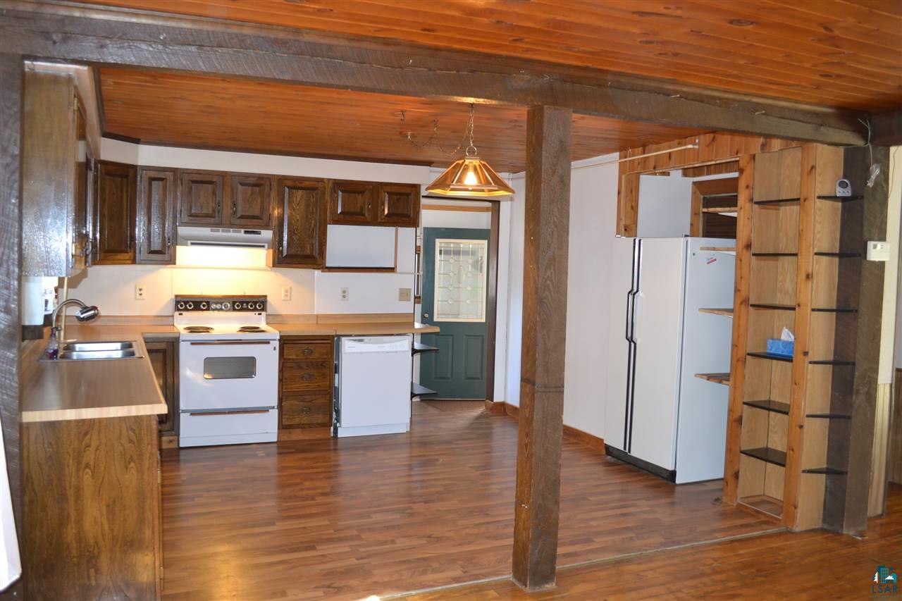 4954 West Pike Lake Road Duluth, MN 55811 - Photo 11 of 21 Spacious Kitchen