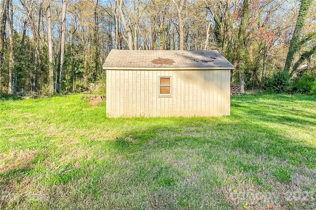 303 Ruth Avenue Kannapolis, NC 28083 - Photo 12 of 16 Gallery Image 12